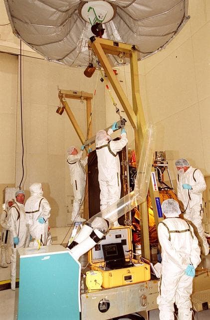 NASA image: KSC01pp0120