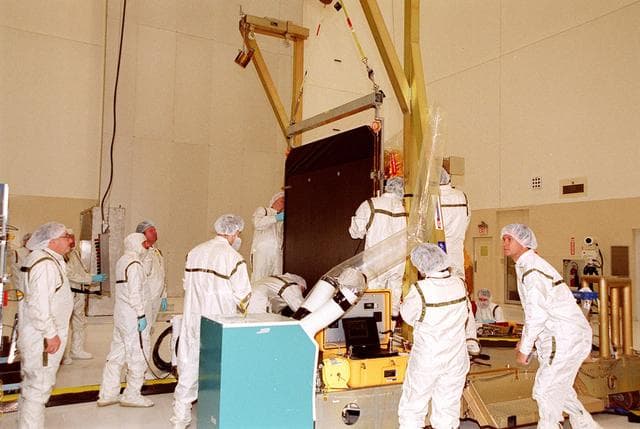 NASA image: KSC01pp0121
