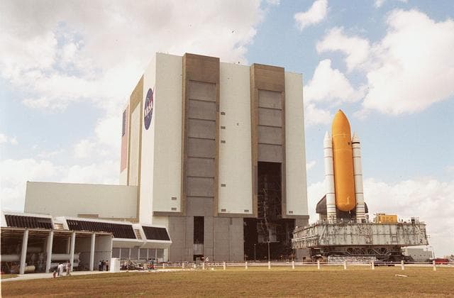 NASA image: KSC01pp0139