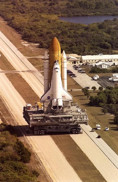 NASA image: KSC01pp0141