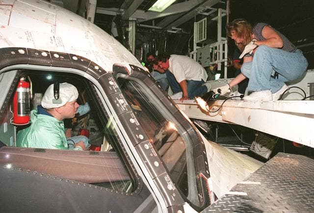 NASA image: KSC01pp0164