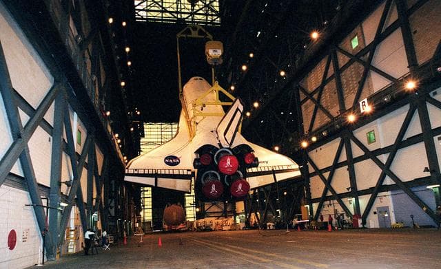 NASA image: KSC01pp0230