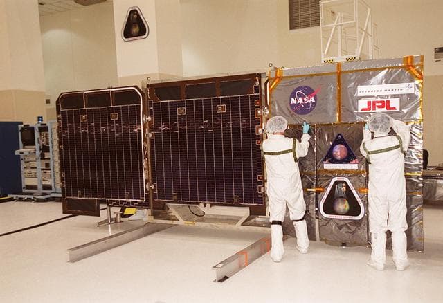 NASA image: KSC01pp0366