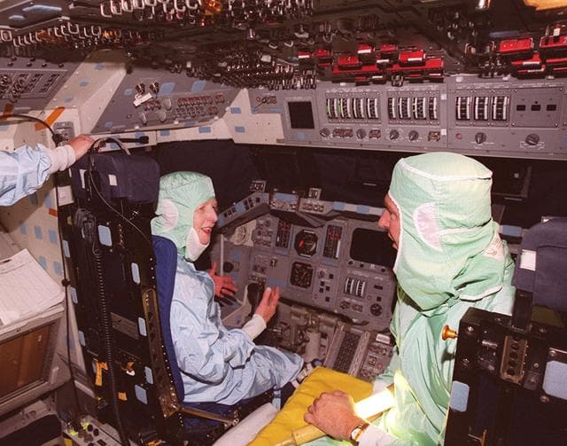 NASA image: KSC01pp0387