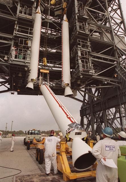 NASA image: KSC01pp0419