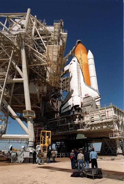 NASA image: KSC01pp0441