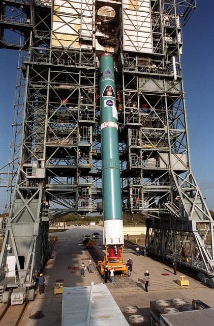 NASA image: KSC01pp0462