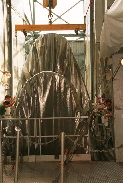 NASA image: KSC01pp0474