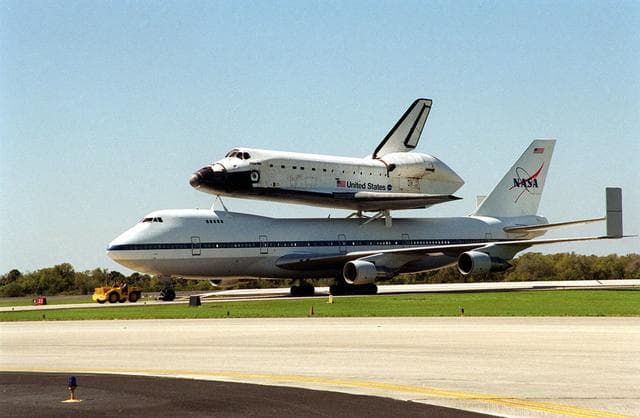 NASA image: KSC01pp0495
