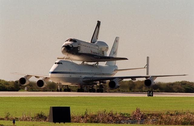 NASA image: KSC01pp0507