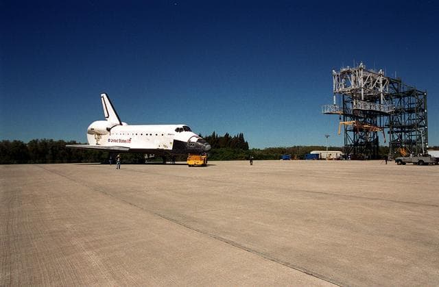 NASA image: KSC01pp0514
