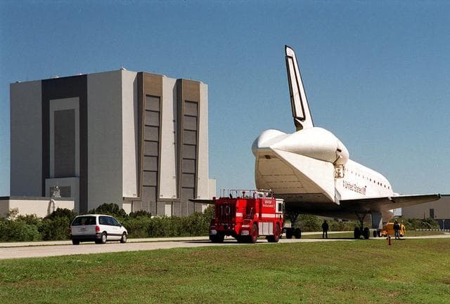 NASA image: KSC01pp0519