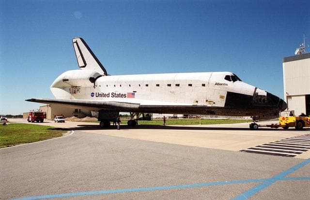 NASA image: KSC01pp0520