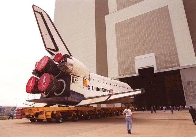 NASA image: KSC01pp0537