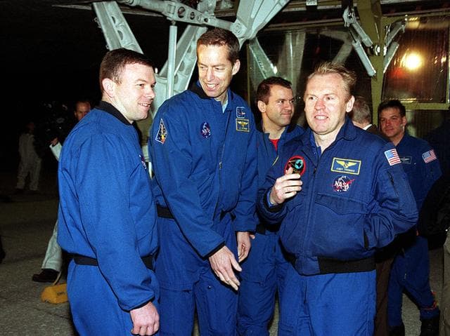NASA image: KSC01pp0551