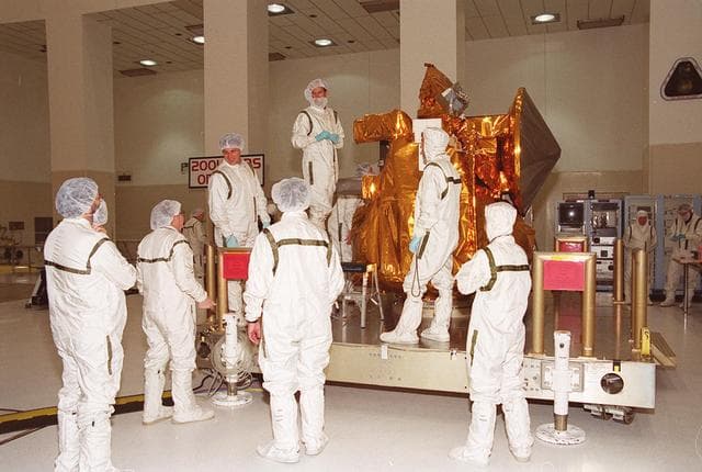 NASA image: KSC01pp0569