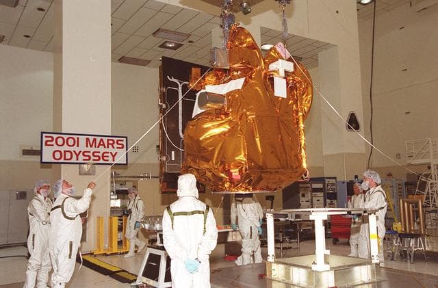 NASA image: KSC01pp0576