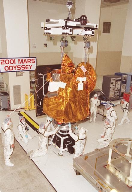 NASA image: KSC01pp0577