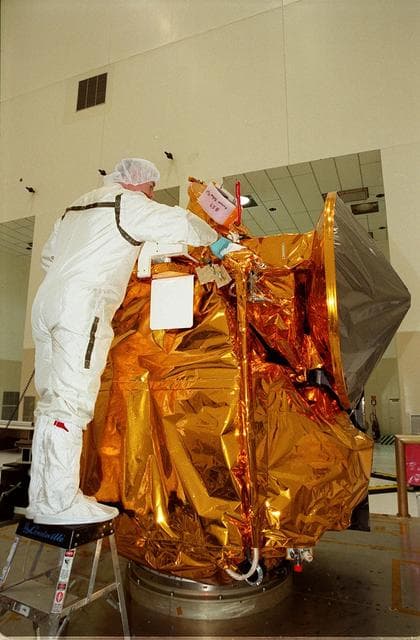 NASA image: KSC01pp0601