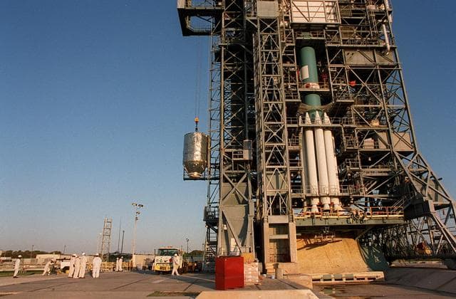 NASA image: KSC01pp0633