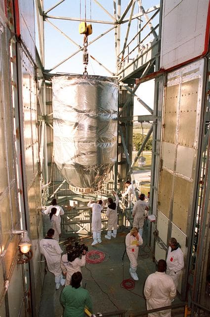 NASA image: KSC01pp0637