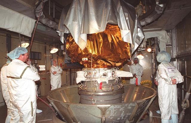 NASA image: KSC01pp0644