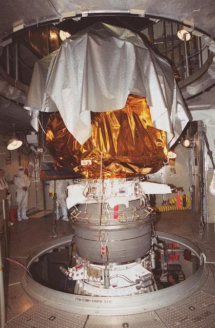 NASA image: KSC01pp0648