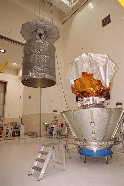 NASA image: KSC01pp0650