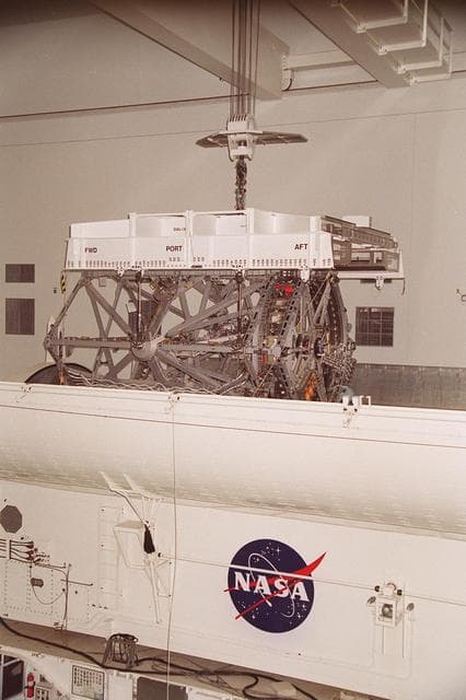 NASA image: KSC01pp0686