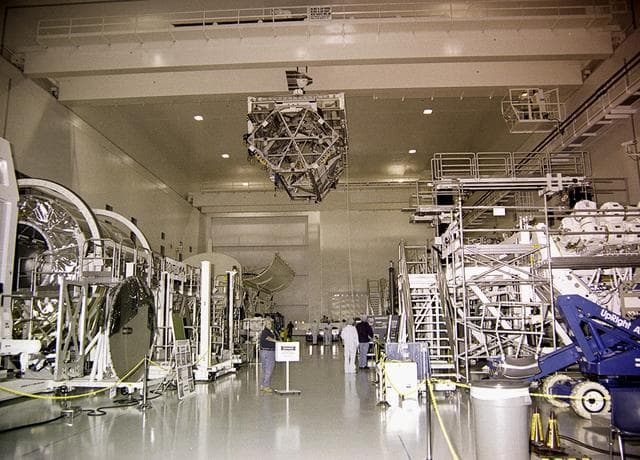 NASA image: KSC01pp0688