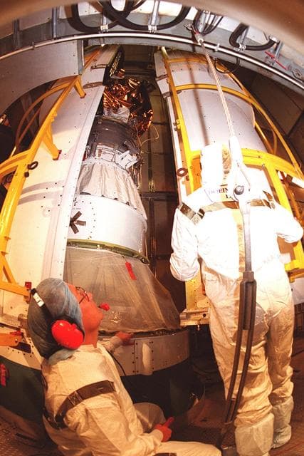 NASA image: KSC01pp0706