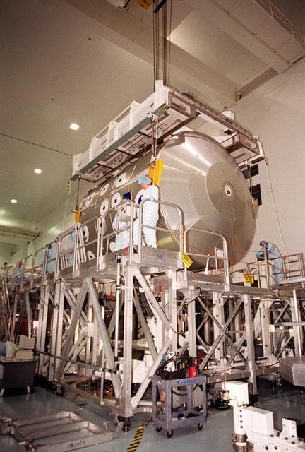 NASA image: KSC01pp0716