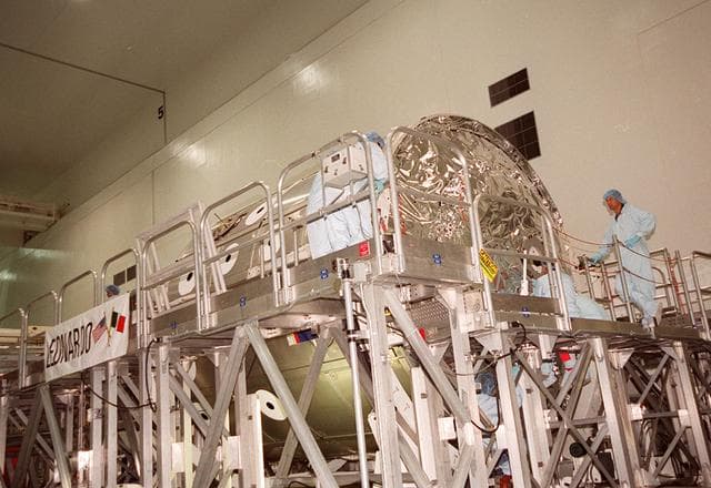 NASA image: KSC01pp0717