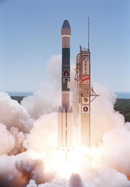 NASA image: KSC01pp0742