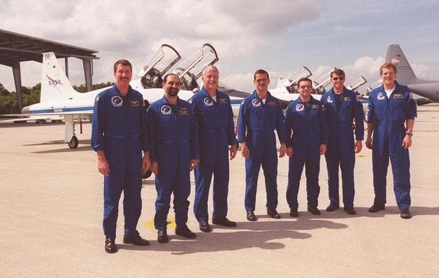 NASA image: KSC01pp0765