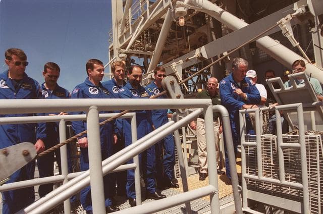NASA image: KSC01pp0771
