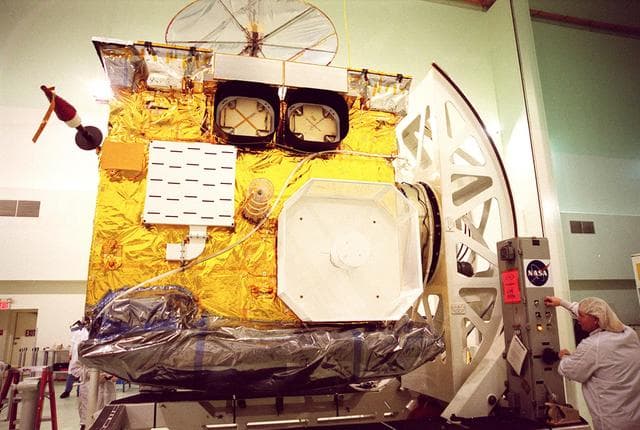 NASA image: KSC01pp0802