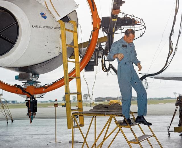 NASA image: LRC-1968-B701_P-08470