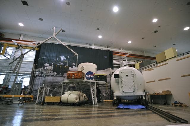 NASA image: Expandable Lunar Habitat (X-Hab)