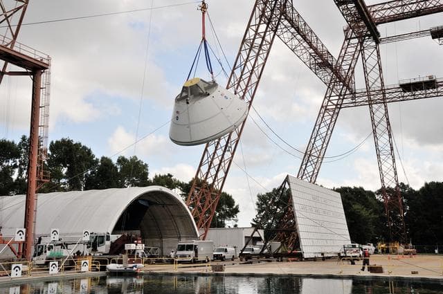 NASA image: Orion SPLASH BTA Phase 2 Vertical Tests 9: at NASA Langley Resea