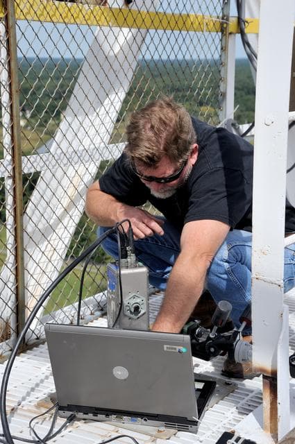 NASA image: Orion SPLASH P1 Test 7 Swing Test at NASA Langley Research Cente