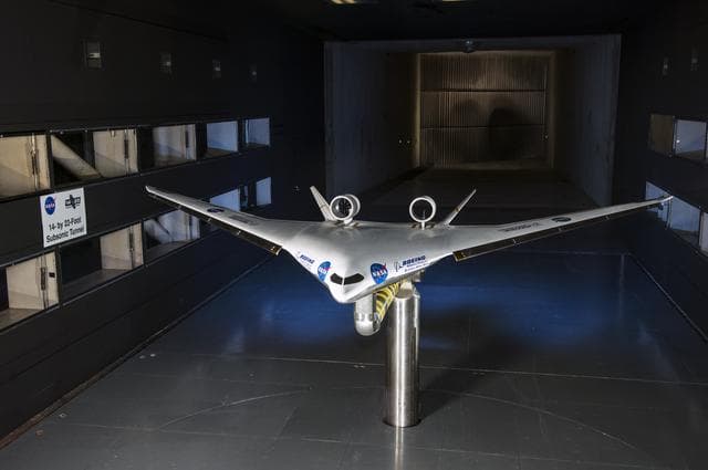 NASA image: 5.75% Scale Boeing BWB-0009G Model in NASA Langley 14x22 Foot Tu