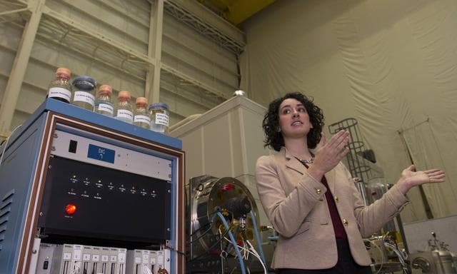 NASA image: Jennifer Pruitt, explains ECLSS to media representatives