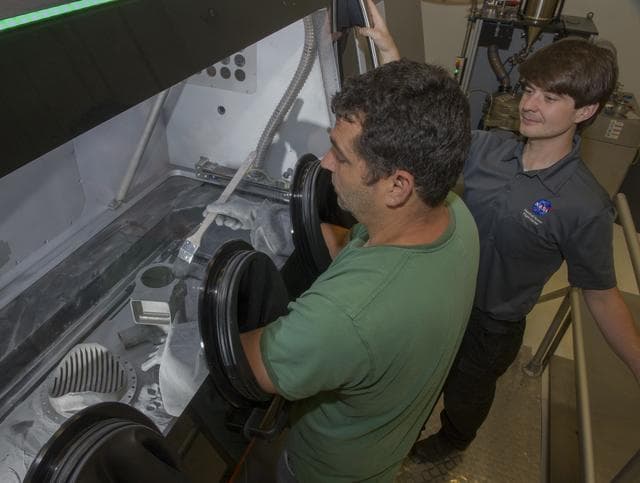 NASA image: MSFC Additive Manufacturing Laboratory