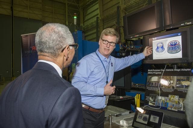 NASA image: CHARLES BOLDEN GETS SLS UPDATE FROM JOHN STREET