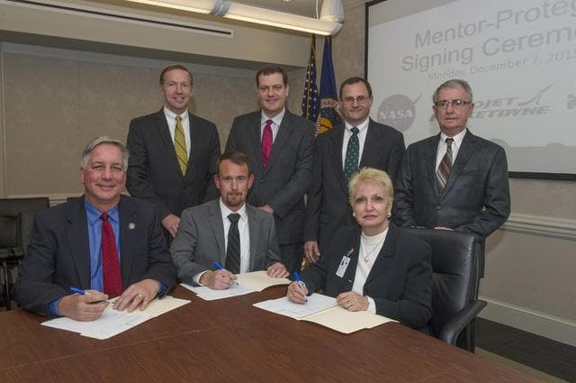 NASA image: MENTOR/PROTEGE SIGNING