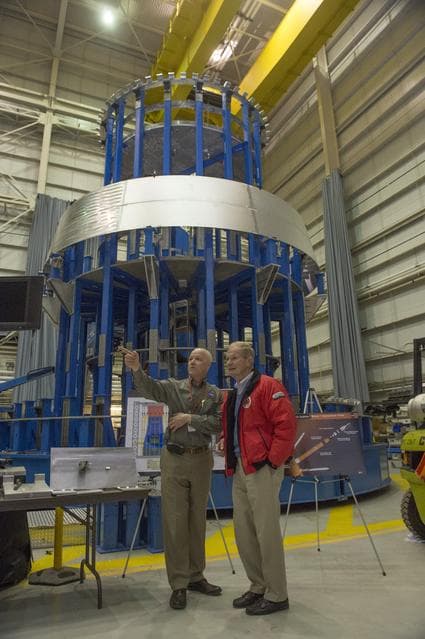 NASA image: U.S. SENATOR BILL NELSON AT FRICTION STIR WELD LAB