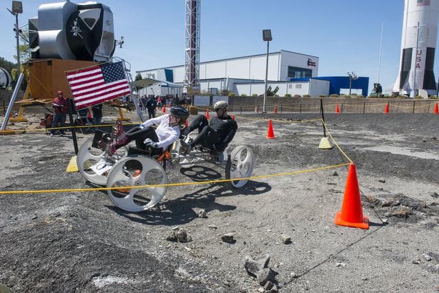 NASA image: 2016 LUNAR ROVER CHALLENGE COLLEGE WINNER