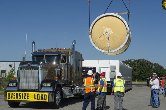 NASA image: INTERIM CRYOGENIC PROPULSION STAGE TEST ARTICLE UNLOADED PRIOR T