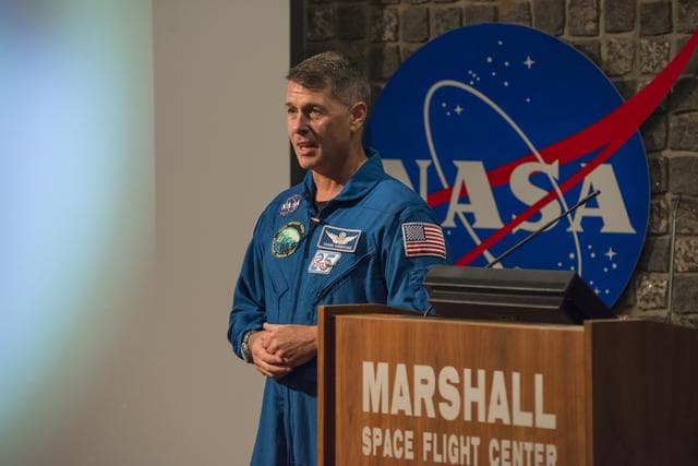 NASA image: Astronaut Shane Kimbrough Visits Marshall Space Flight Center